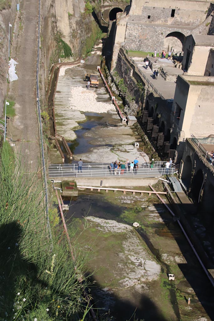 Herculaneum, October 2022.
Looking west from entrance roadway, above original beachfront. Photo courtesy of Klaus Heese.